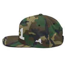 Load image into Gallery viewer, 631 Area Code Snapback Hat